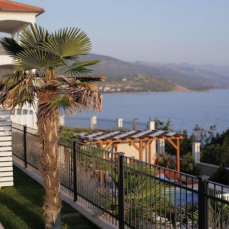 Apartments Poville Residence بوفايل الغرفة الصورة