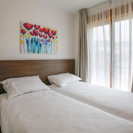 Apartments Poville Residence بوفايل الغرفة الصورة