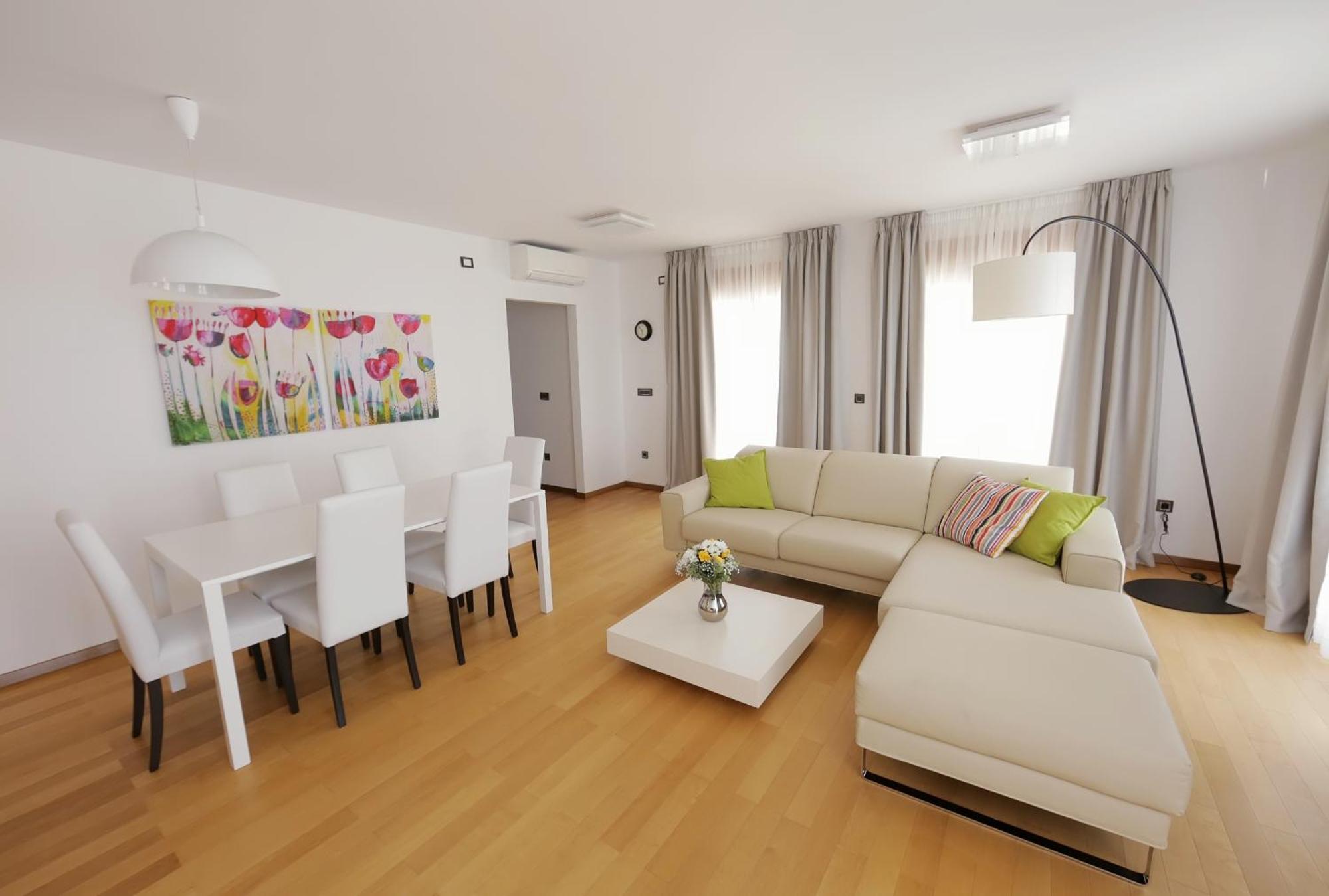 Apartments Poville Residence بوفايل الغرفة الصورة