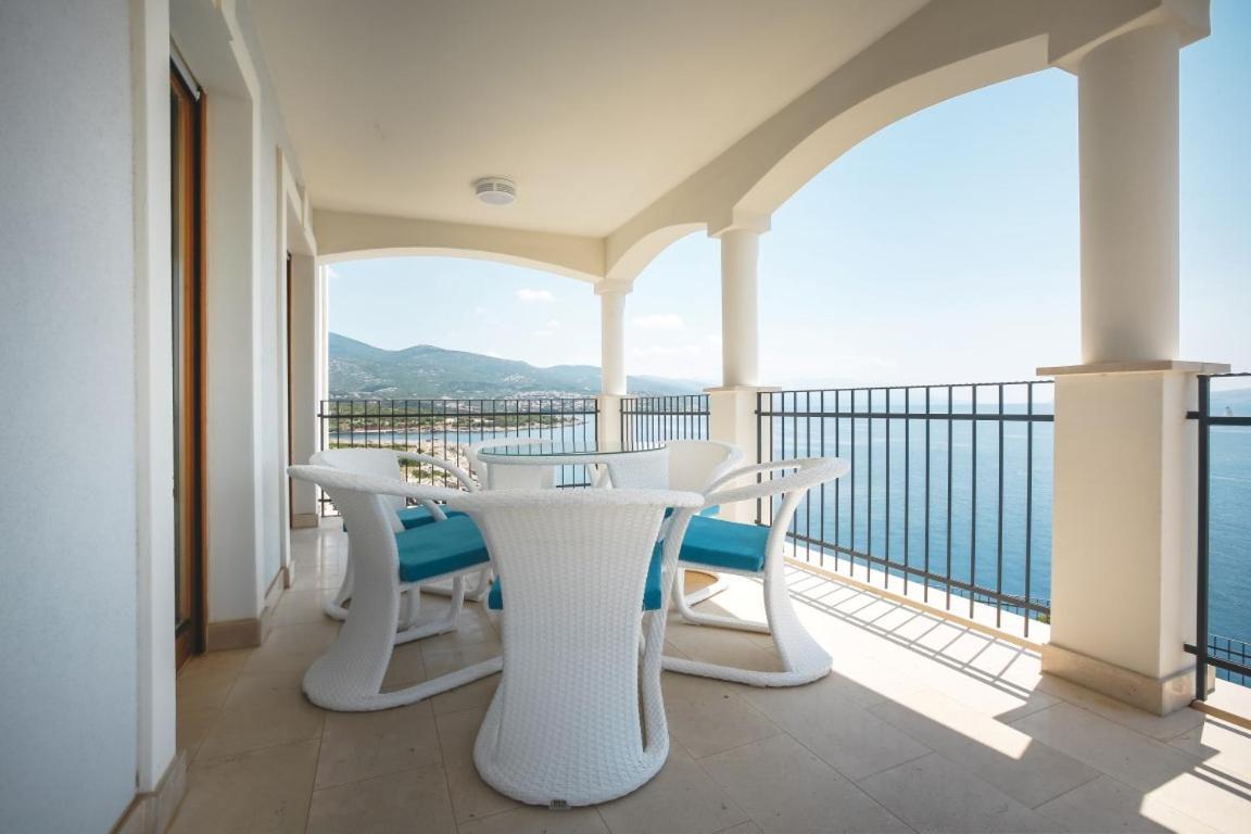 Apartments Poville Residence بوفايل المظهر الخارجي الصورة